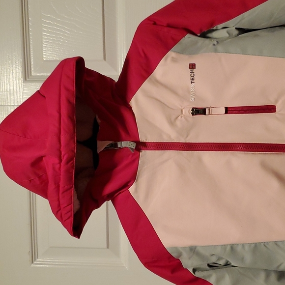 SwissTech Girls Reversible Pink/Fushia/Gray Hooded System Jacket - Size 7-8 - Picture 2 of 16